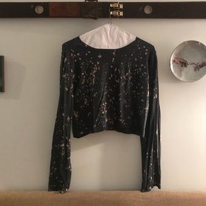 NWT Zara Long Bell Sleeved Crop Top